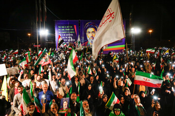 نمایش وحدت و همبستگی ملی در خیابان‌های اصفهان