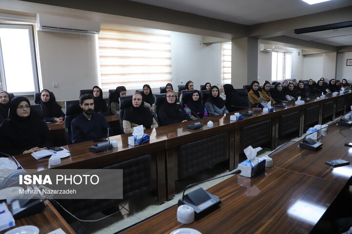 تربیت نیروی انسانی کارآمد برای کشور، اولویت آموزشهای ارائه شده توسط جهاد دانشگاهی است