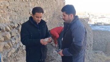 سرپرست تیم کاوش: محل قلعه تاریخی نهاوند شناسایی شد 