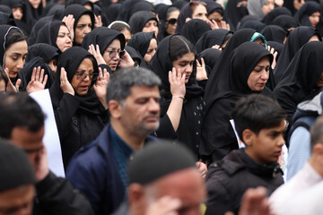 تشییع پیکر جانباز حمله به حسینیه اعظم زنجان