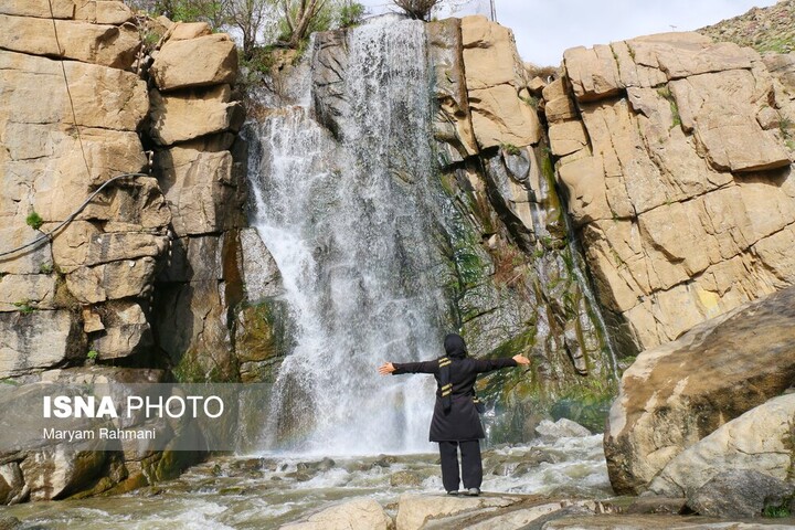 طبیعت بهاری گنج نامه همدان
