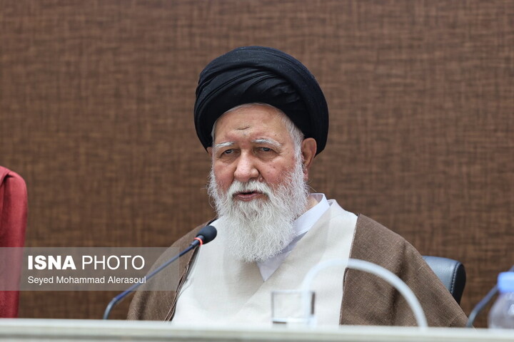 علم‌الهدی: هر چه با نظر و امضای رهبری باشد، برای ما محترم است