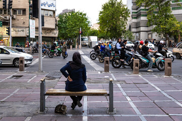 زندگی در موقعیت "نه جنگ، نه صلح" - تهران