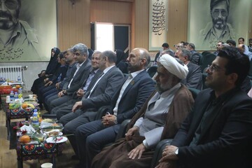 اتحاد ملی و هویت دینی سد آهنی در برابر دشمنان