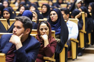 مراسم «سپاس معلم»، تجلیل از معلمان کرمان