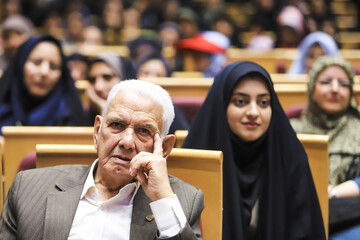 مراسم «سپاس معلم»، تجلیل از معلمان کرمان