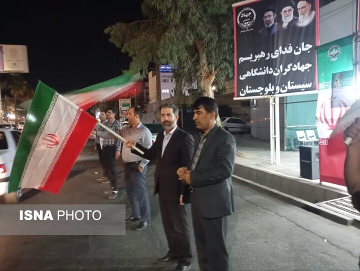 ۶۶ شب حماسه حضور جهادگران جهاد دانشگاهی در میدان خیابان