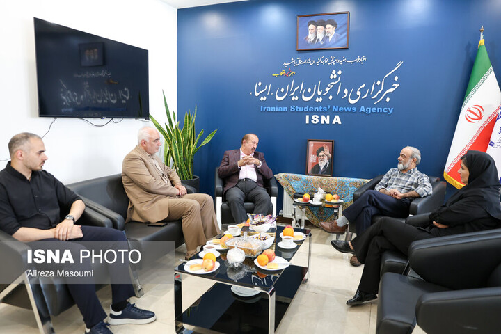 بازدید سخنگوی وزارت صمت از خبرگزاری ایسنا