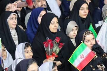 حضور معلمان در اجتماع بزرگ فرهنگیان همدان 