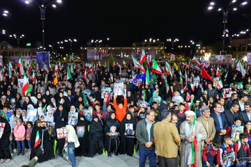 اجتماع فرهنگیان و دانش آموزان و مراسم وداع با شهید مصطفی عظیمی - همدان