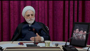 رئیس قوه قضاییه: از کسی که آب به آسیاب دشمن می‌ریزد، نگذریم