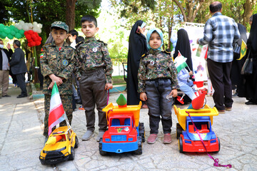 برگزاری کاروان خودرویی سربازان کوچک امام زمان (عج)- کرمانشاه