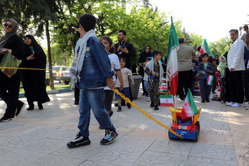 برگزاری کاروان خودرویی سربازان کوچک امام زمان (عج)- کرمانشاه