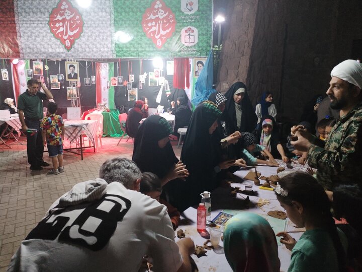 تجدید میثاق خبرنگاران استان تهران با رهبر انقلاب در میدان نماز