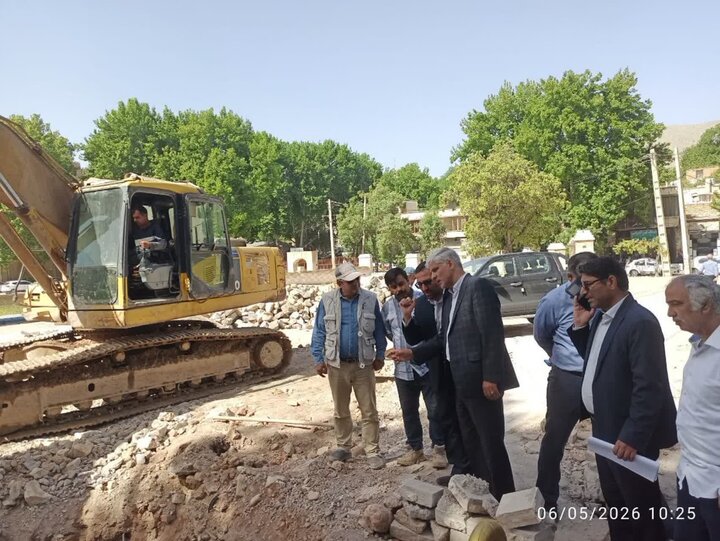 فرآیند بازسازی اطراف قلعه تاریخی فلک‌الافلاک هرچه سریع‌تر به سرانجام برسد