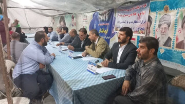 میز خدمت شبانه مسئولان در پاکدشت برپا شد