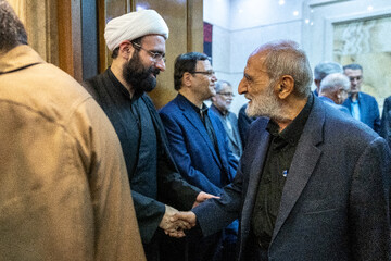 حسین شریعتمداری در مراسم گرامیداشت شهید علی لاریجانی و فرزندش