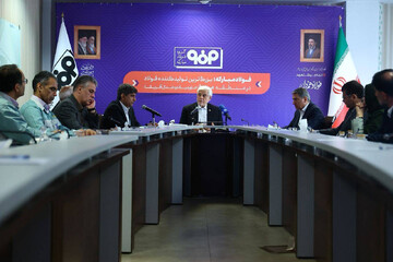 عارف: در دپیلماسی منطقی عمل می‌کنیم و مدافع قاطع حقوق ایران هستیم