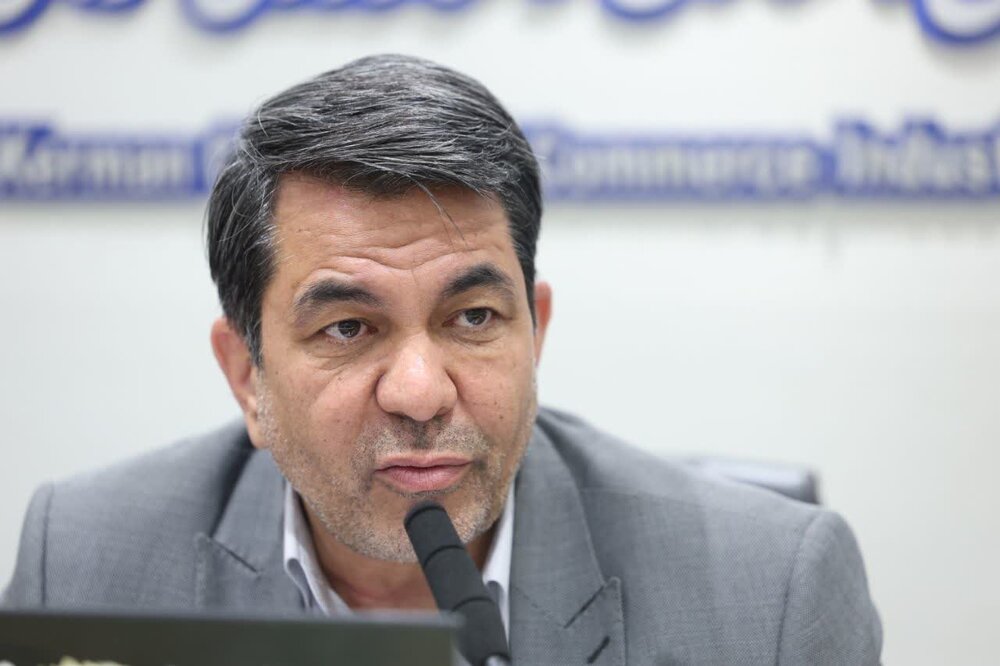 استاندار کرمان: شورای گفت‌وگوی دولت و اصناف را جدی بگیریم