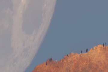 ویدیویی از ماه پشت یک کوه آتشفشانی