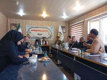 برگزاری هیئت اندیشه‌ورز استان برای توسعه و احیای باغات دیم ایلام