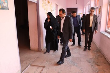 بازدید رئیس قرارگاه عدالت تربیتی وزارت آموزش و پرورش از مدارس آسیب‌دیده کرمان