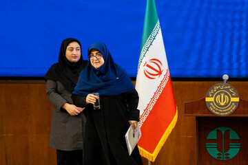 نشست خبری فاطمه مهاجرانی، سخنگوی دولت در سازمان محیط زیست