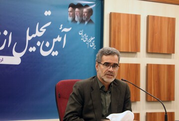 رئیس پژوهشگاه مطالعات وزارت آموزش و پرورش: جنس کار معلم از سنخ منش و شخصیت‌سازی است
