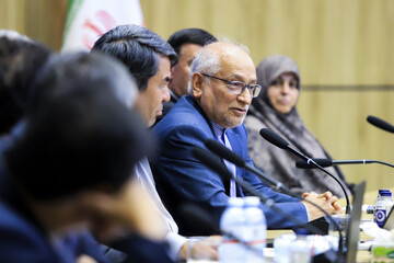 سخنرانی سیدحسین مرعشی ،دبیرکل حزب کارگزاران سازندگی ایران و استاندار سابق کرمان در نشست هم‌اندیشی تداوم توسعه در شرایط بحران - کرمان