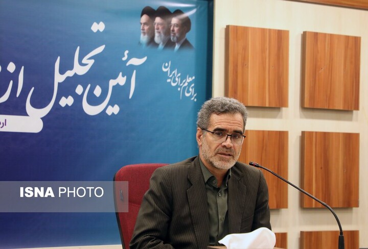 رئیس پژوهشگاه مطالعات وزارت آموزش و پرورش: جنس کار معلم از سنخ منش و شخصیت‌سازی است