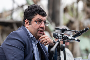 سخنرانی سعید طاووسی، استاد تاریخ در همایش «امر ملی و جنگ»