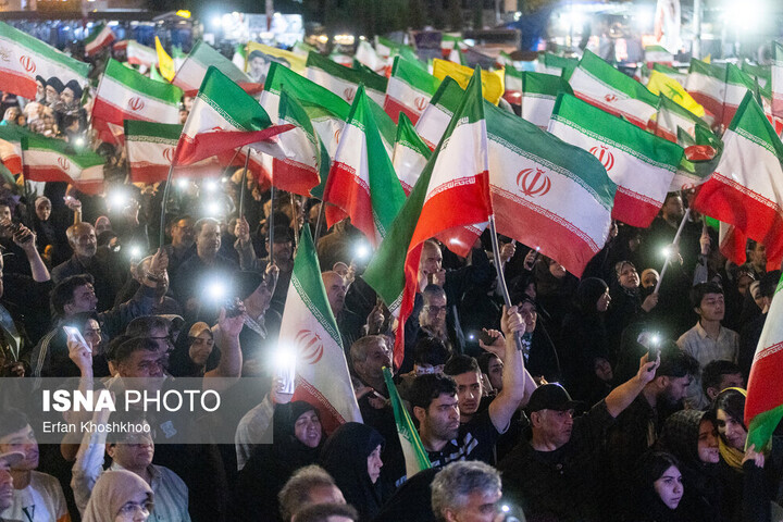 عضو کمیسیون امور داخلی: از مقصر دانستن یکدیگر ضربه می خوریم/ آتش بیار معرکه نباشیم
