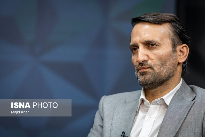 واریز پاداش استمرار خدمت فرهنگیان سال ۱۴۰۴ / ادامه اجرای طرح در سال جاری