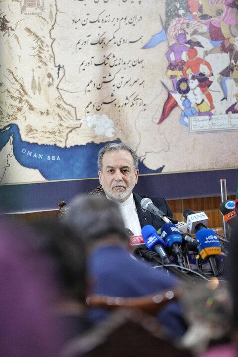 عراقچی: آمریکا در یک سردرگمی به سر می‌برد و هیچ طرحی برای پایان جنگ ندارد