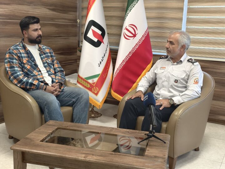 «فرمانده‌ای میان آوار و اضطراب»؛ پشت هر نوار زرد خطر، آدم‌ها فرو می‌ریختند
