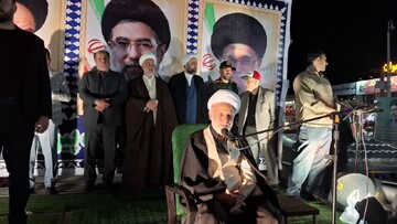 آیت‌الله دری نجف‌آبادی: ملت ایران در مسیر عزت و مقاومت از هیچ قدرتی هراس ندارد