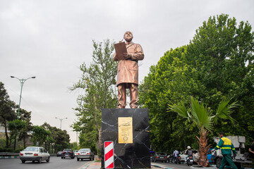 مراسم رونمایی از تندیس «شهید چمران»