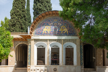 روند مرمت باغ گیاه شناسی  ارم -شیراز