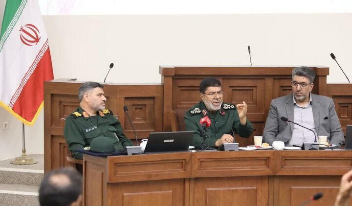 سردار شریف: دشمن از سرمایه اجتماعی ایران غافل مانده است