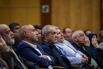 مسعود پزشکیان، رئیس جمهور در گردهمایی روابط عمومی‌های دستگاه‌های کشور