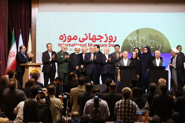تجلیل از حافظان آثار تاریخی در جنگ و رونمایی از پلتفرم «ایران موزه»