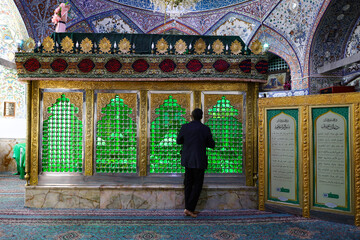 امام‌زادگان حلیمه و حکیمه خاتون یکی از آثار ملی ایران است. قدمت این بنا به دوران حکومت قاجار باز می‌گردد. گفته می‌شود که حلیمه و حکیمه خاتون دختران «ابراهیم مجاب» از فرزندان «حضرت امام موسی‌بن‌جعفر» هستند.