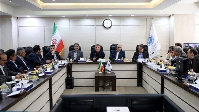 تاکید فراکسیون سرمایه‌گذاری مجلس بر خروج دولت از تصدی‌گری در حوزه اقتصادی و مالی