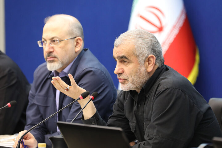 نیکزاد: دیوان محاسبات با نهادهای مخل اجرای قانون جهش تولید مسکن برخورد کند