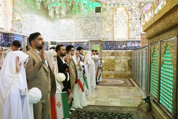 حضور ۴۰ زوج دانشجو در امام زاده عبدالله (ع) - همدان