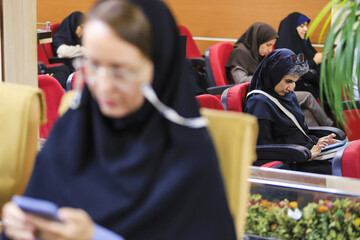 نشست خبری دانشگاه علوم پزشکی کرمان به مناسبت‌ هفته سلامت