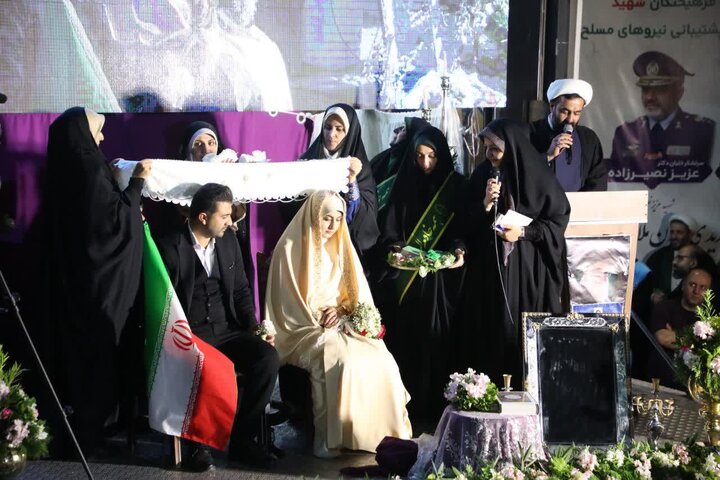 کاروان شادی و اقتدار عروس و دامادهای سمنانی در خیابان + فیلم