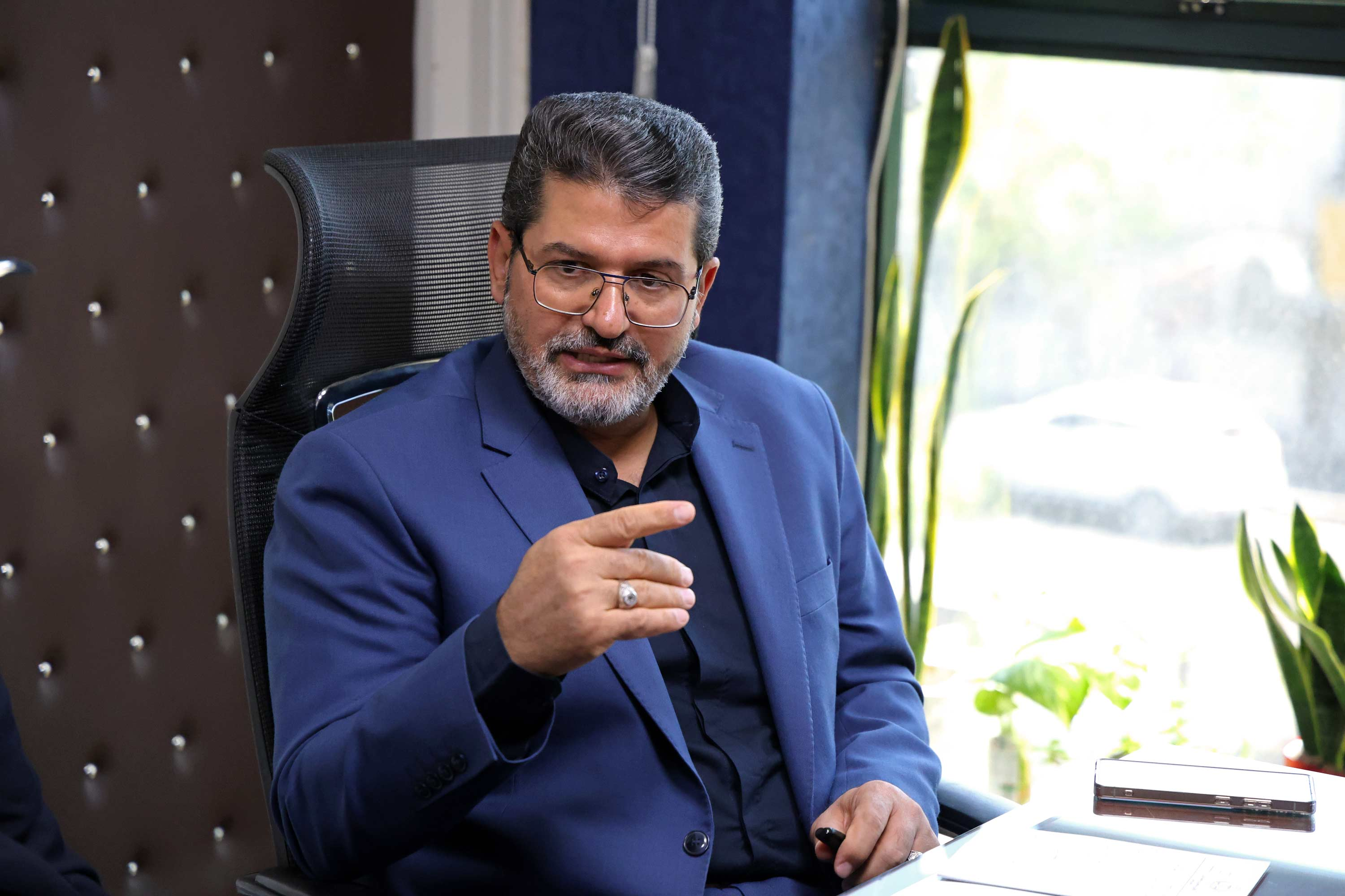 افزایش سالانه تعرفه دفاتر اسناد رسمی/ «اتوبوس امید» درخیابانها