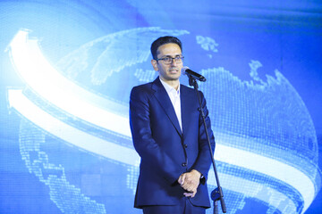 سخنرانی محمدرضا نژادحیدری ، مدیرکل روابط عمومی استانداری در گردهمایی خانواده روابط عمومی استان کرمان