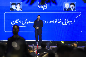 سخنرانی حمید خواجه‌نژاد ،رئیس مرکز اطلاع‌رسانی وزارت کشور در گردهمایی خانواده روابط عمومی استان کرمان